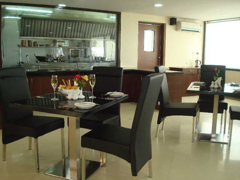 The Queeny Sancoale Extérieur photo